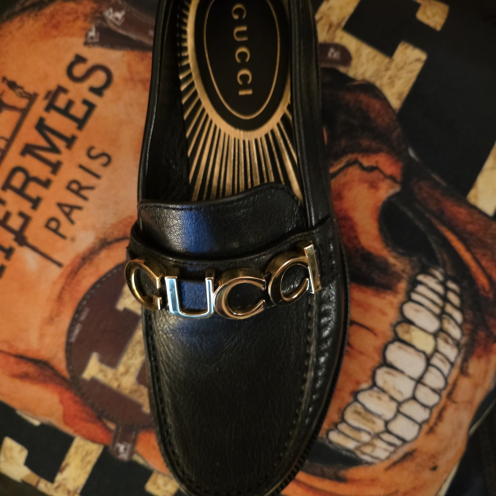 Gucci Black Loafers with Gold Accents 100% AUTHENTIC - Picture 3 of 10